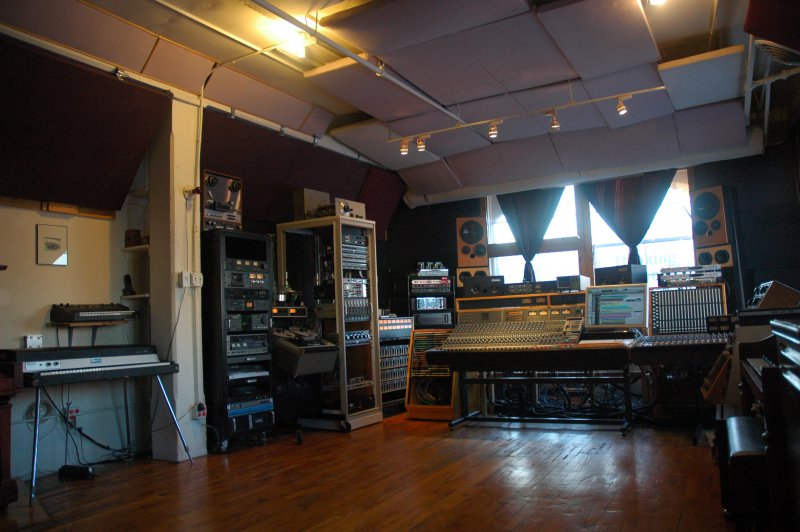 Recording Studio Space - MetroSonic Recording Studios NYC | Best Brooklyn  NY Analog Recording Studios